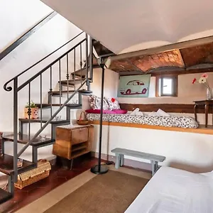 Apartment Romantico Attichino Con Terrazzo Vista Duomo !!, Florenz